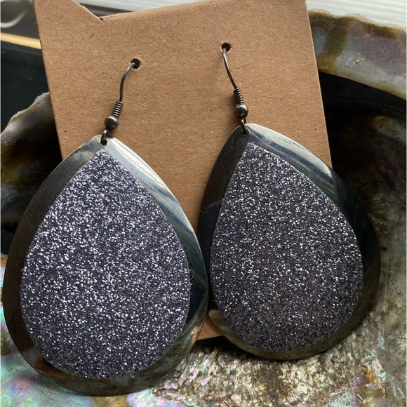 Purple and Gray Teardrop Sparkle Earrings. - Picture 2 of 7